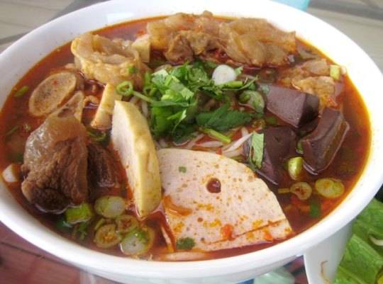 Bún bò Huế